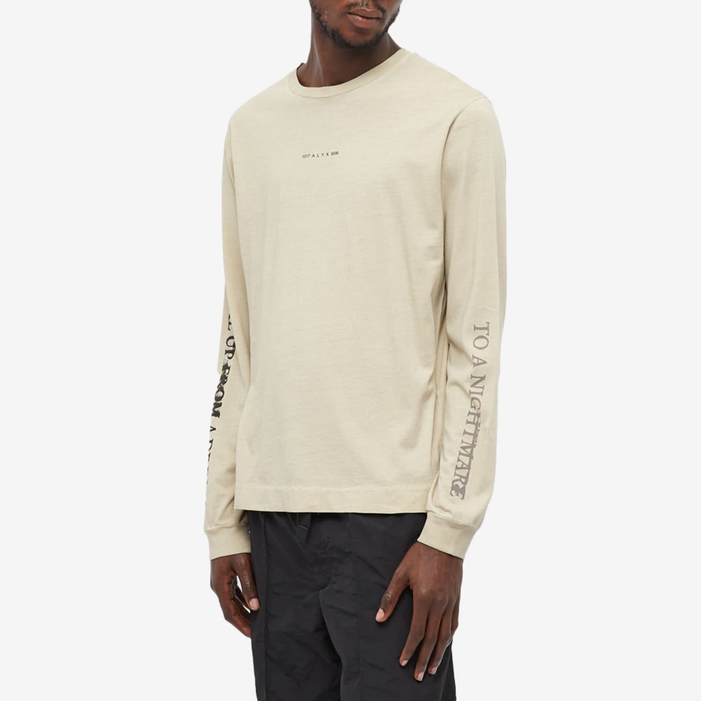 LONG SLEEVE T-SHIRT