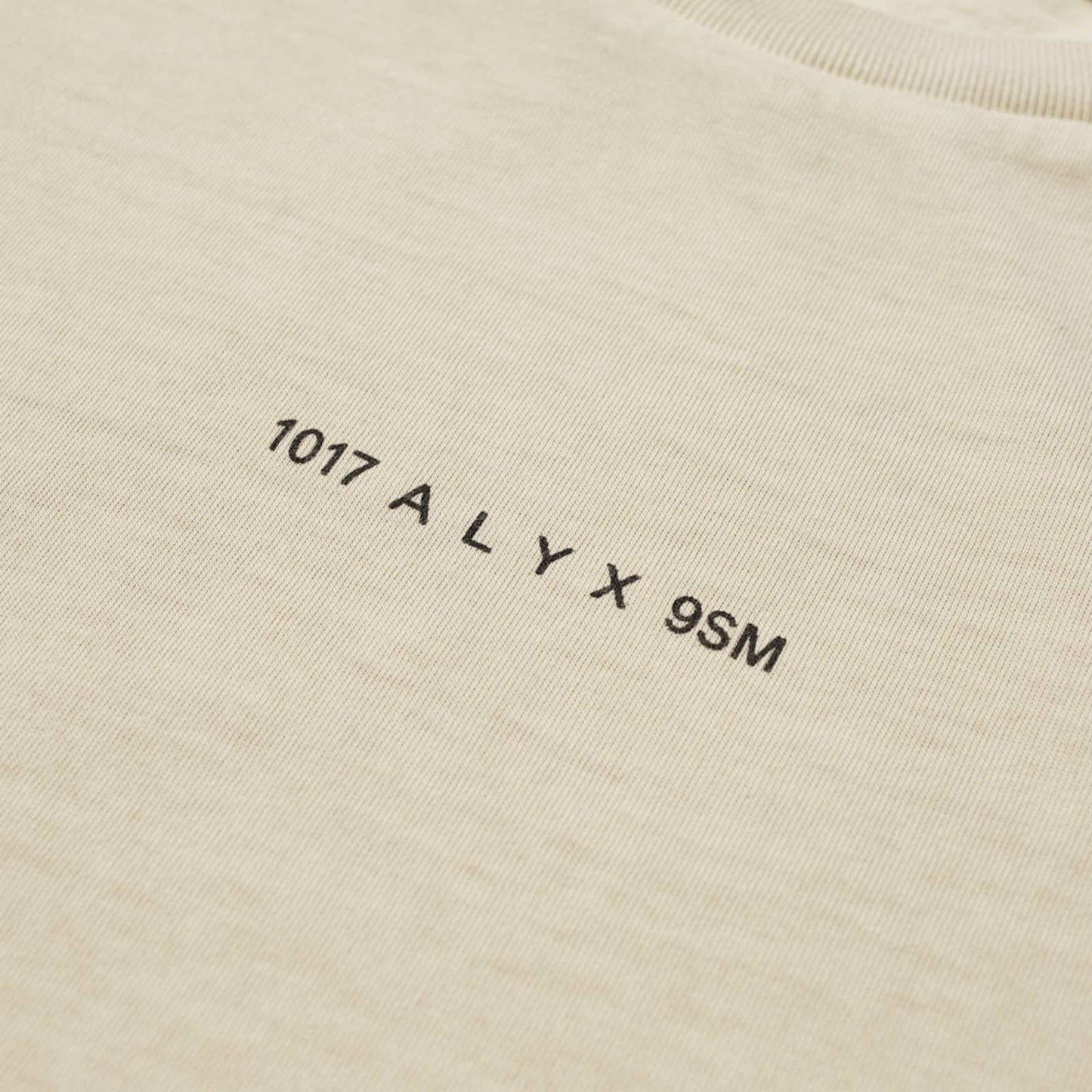 LONG SLEEVE T-SHIRT