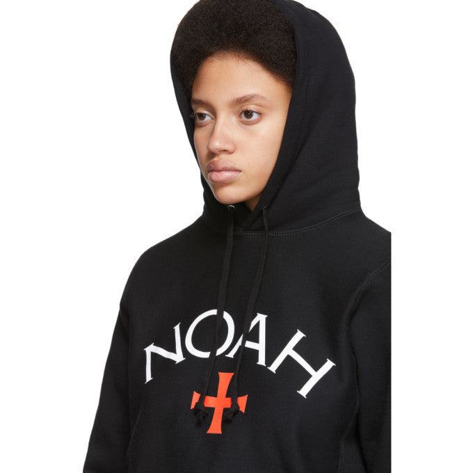 CORE LOGO HOODIE