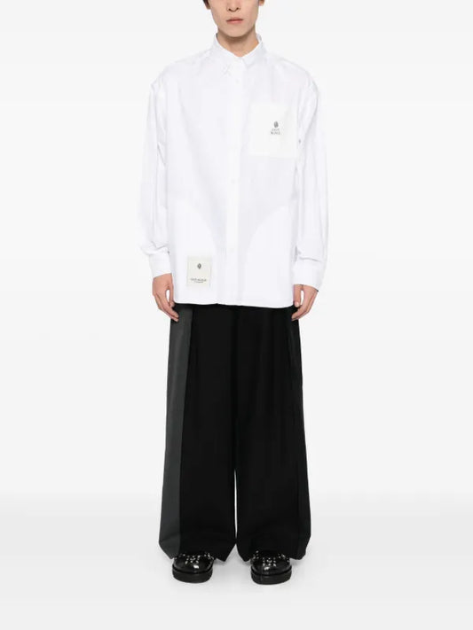 BLACK LONG-SLEEVED SHIRT